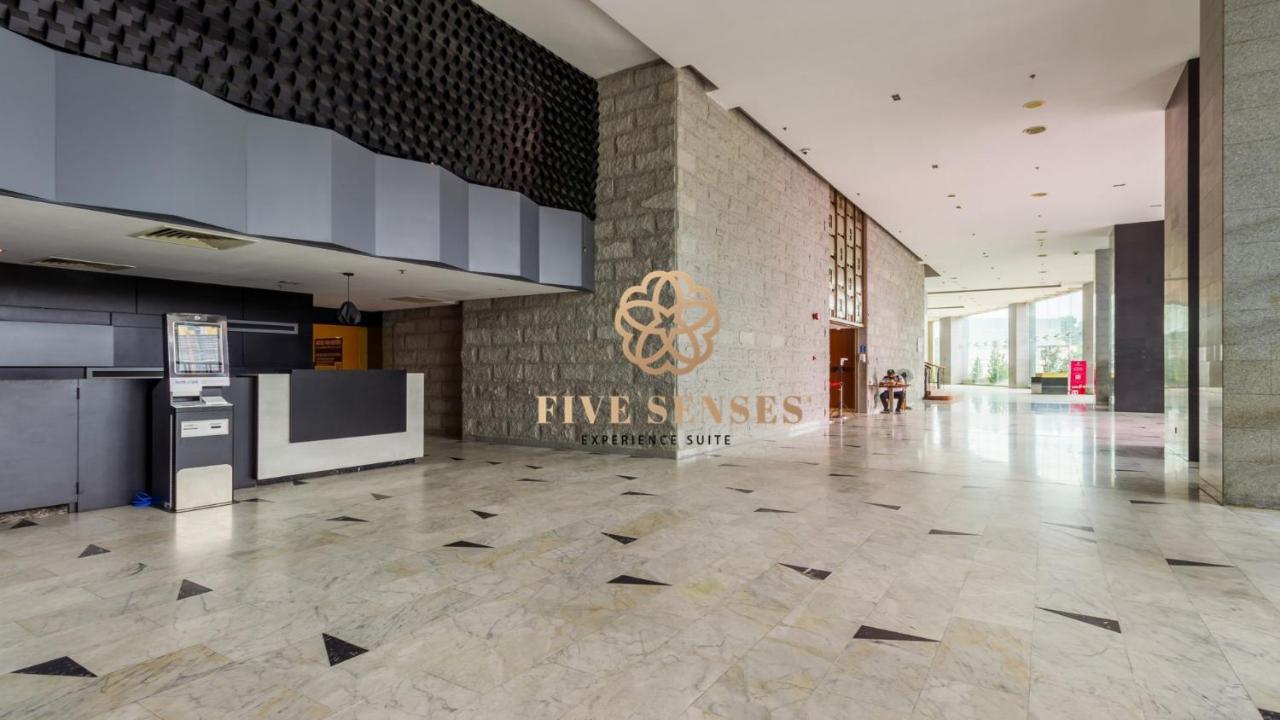 Dua Sentral Kuala Lumpur, Roam Apartment